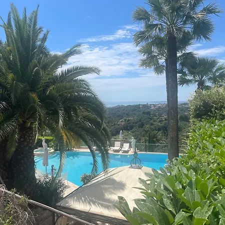 La Bergerie Bed & Breakfast *